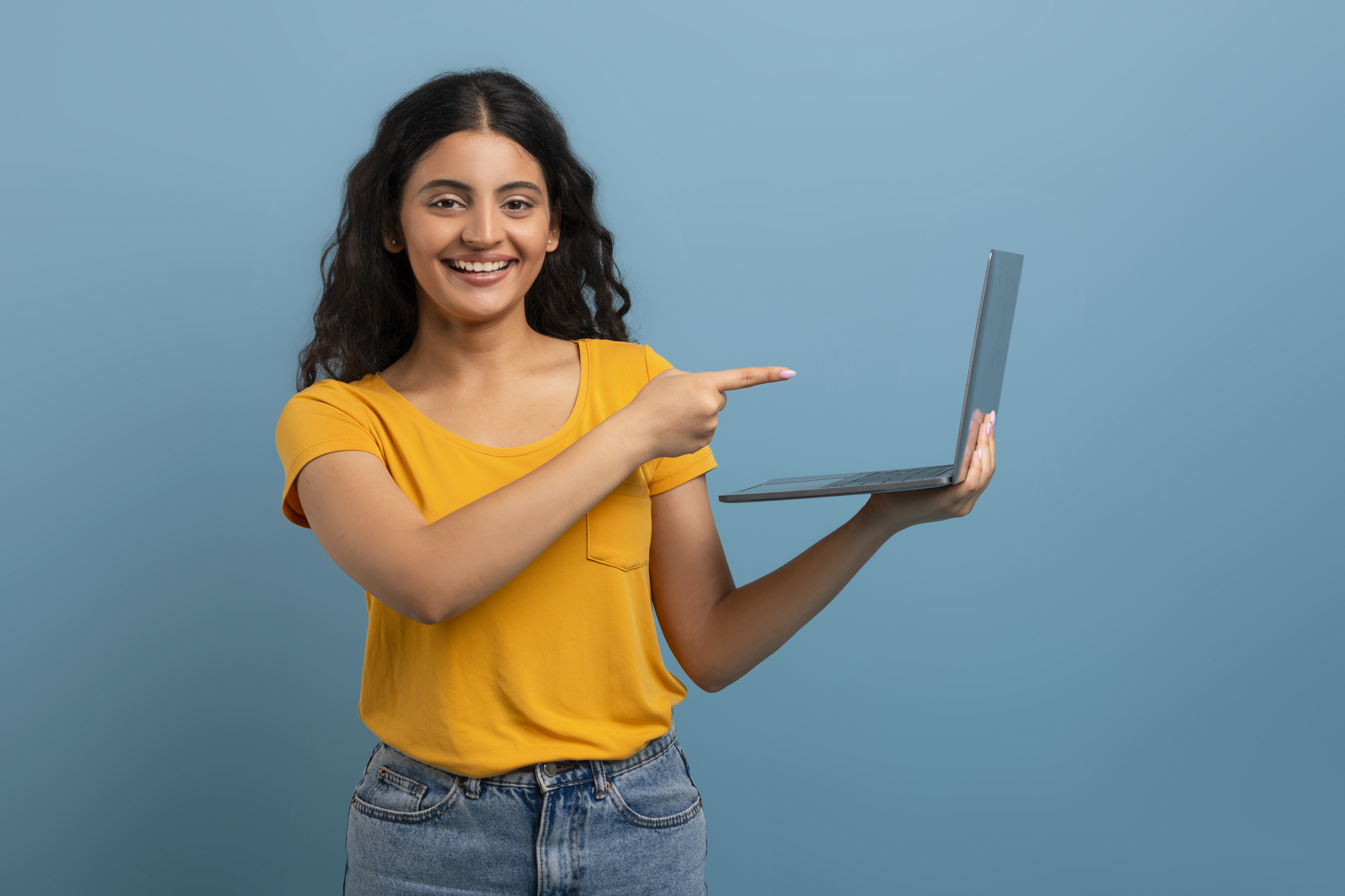 Student with laptop